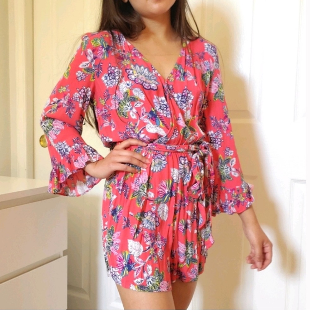 Scoop NYC Pink Floral Ruffle Wrap Romper Small